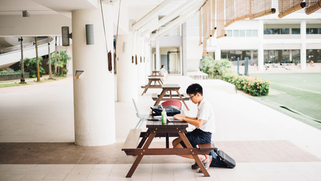 申请新加坡留学费用需要准备多少?